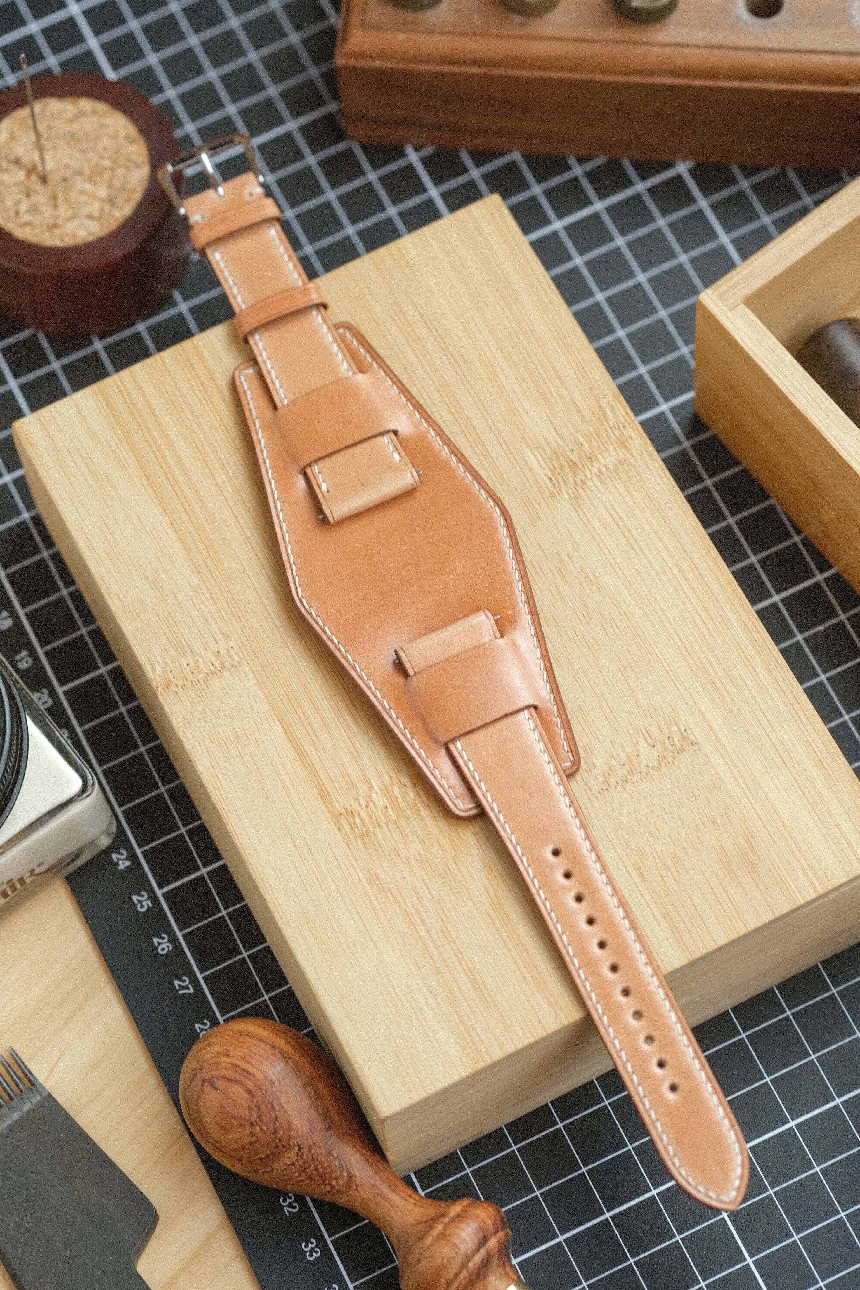 Natural Shell Cordovan Bund Strap