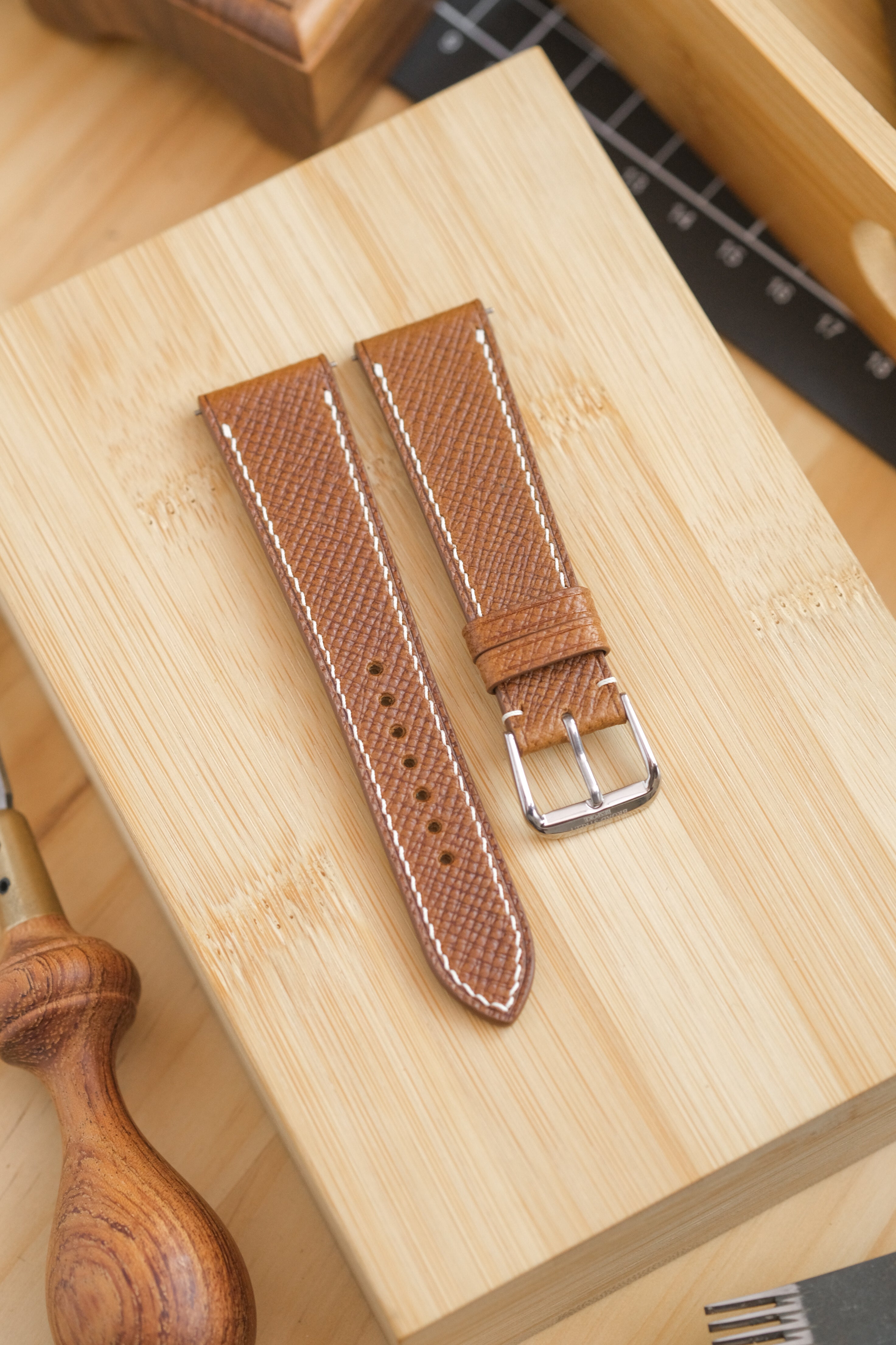 Whiskey Brown Hatch-Grain Buttero Leather Strap