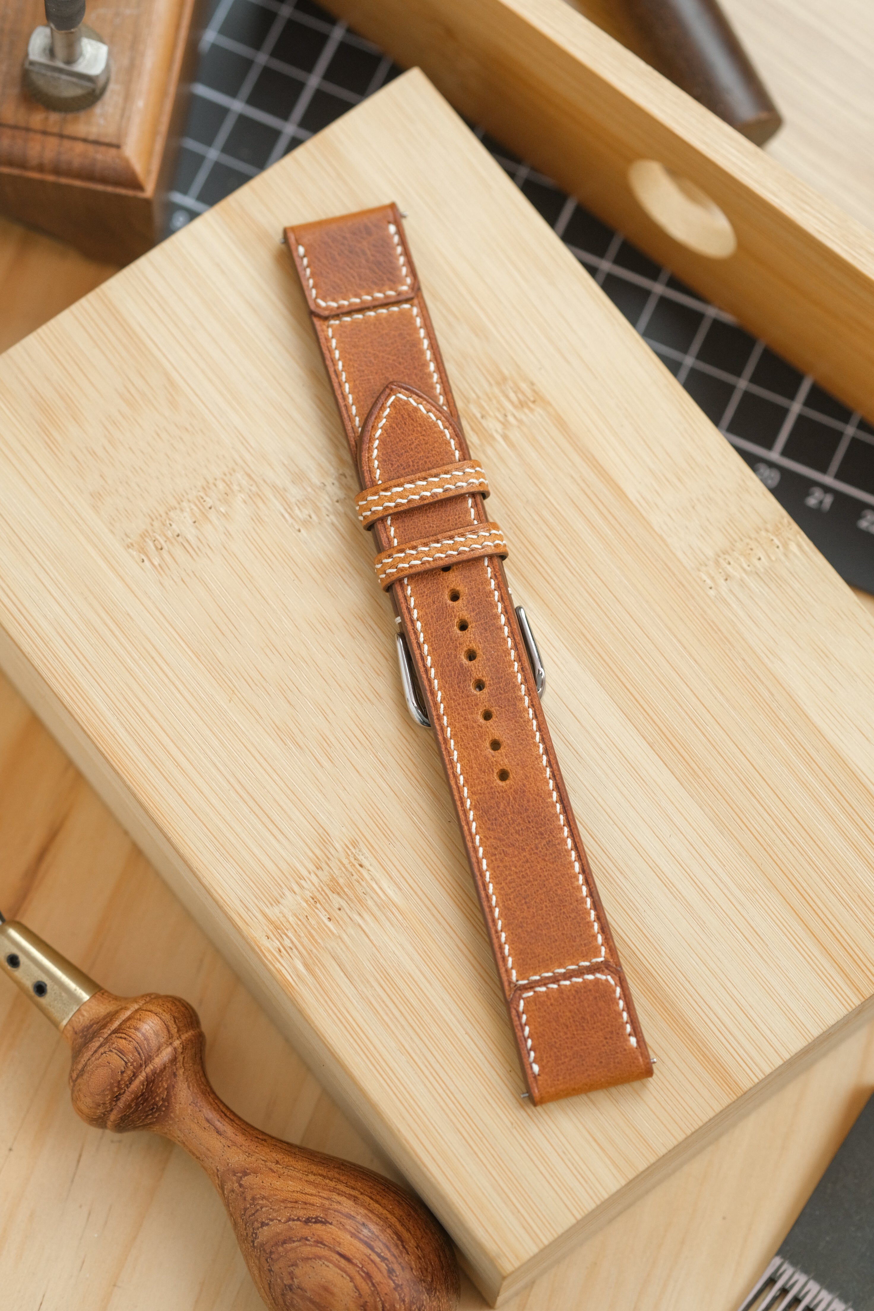 Cognac Waxy Cowhide Reverse-Folded Strap