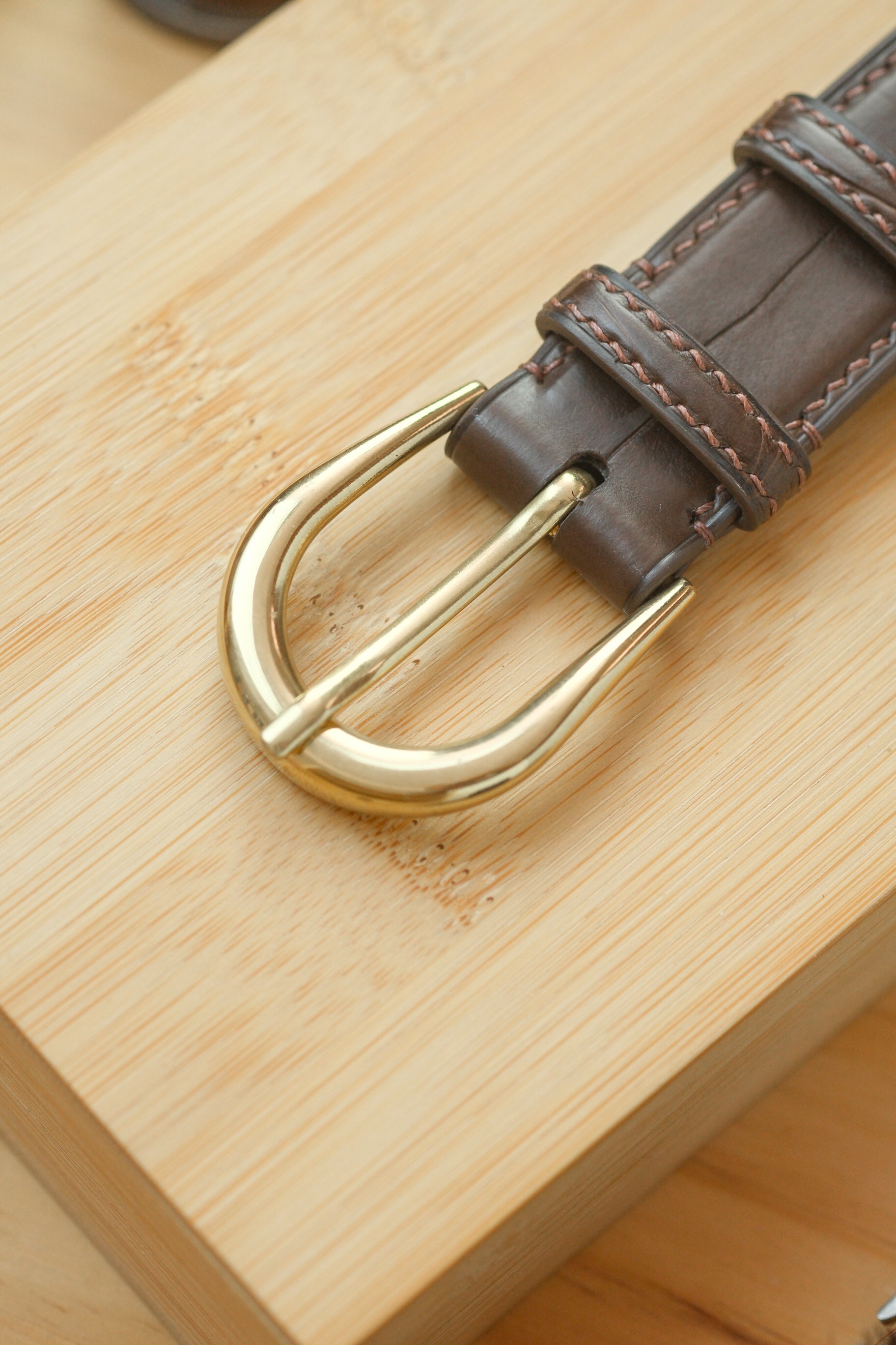 Dark Brown Alligator Handstitched Belt (Wholecut)