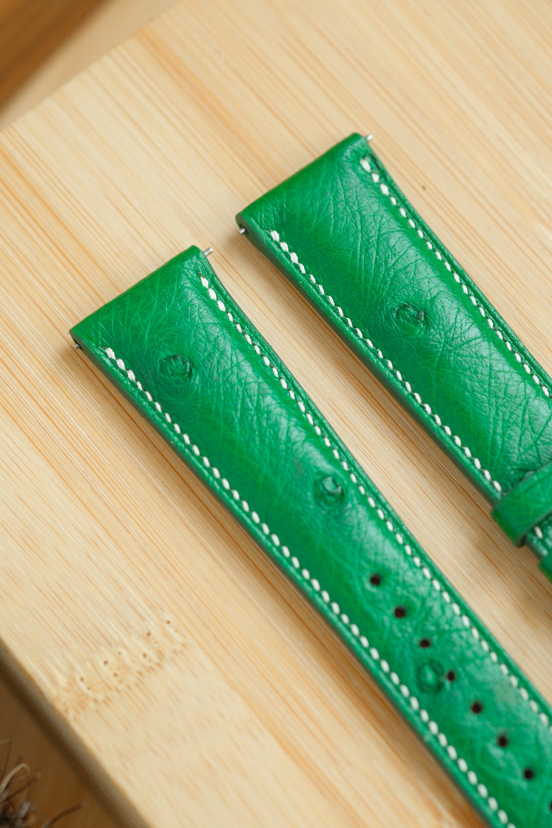 Kelly Green Ostrich Belly Leather Strap