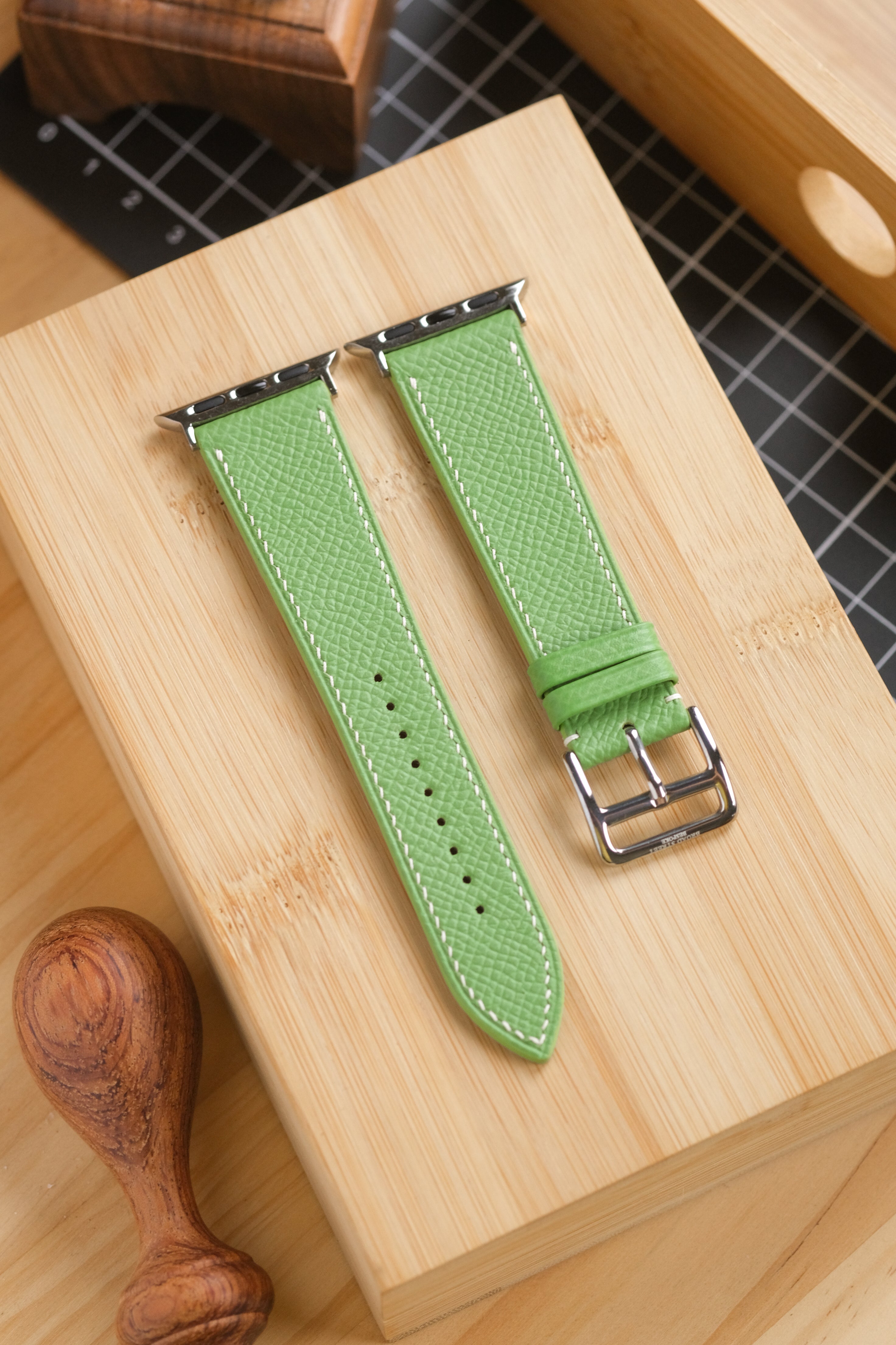 Apple Green Epsom Calfskin Apple Watch Strap