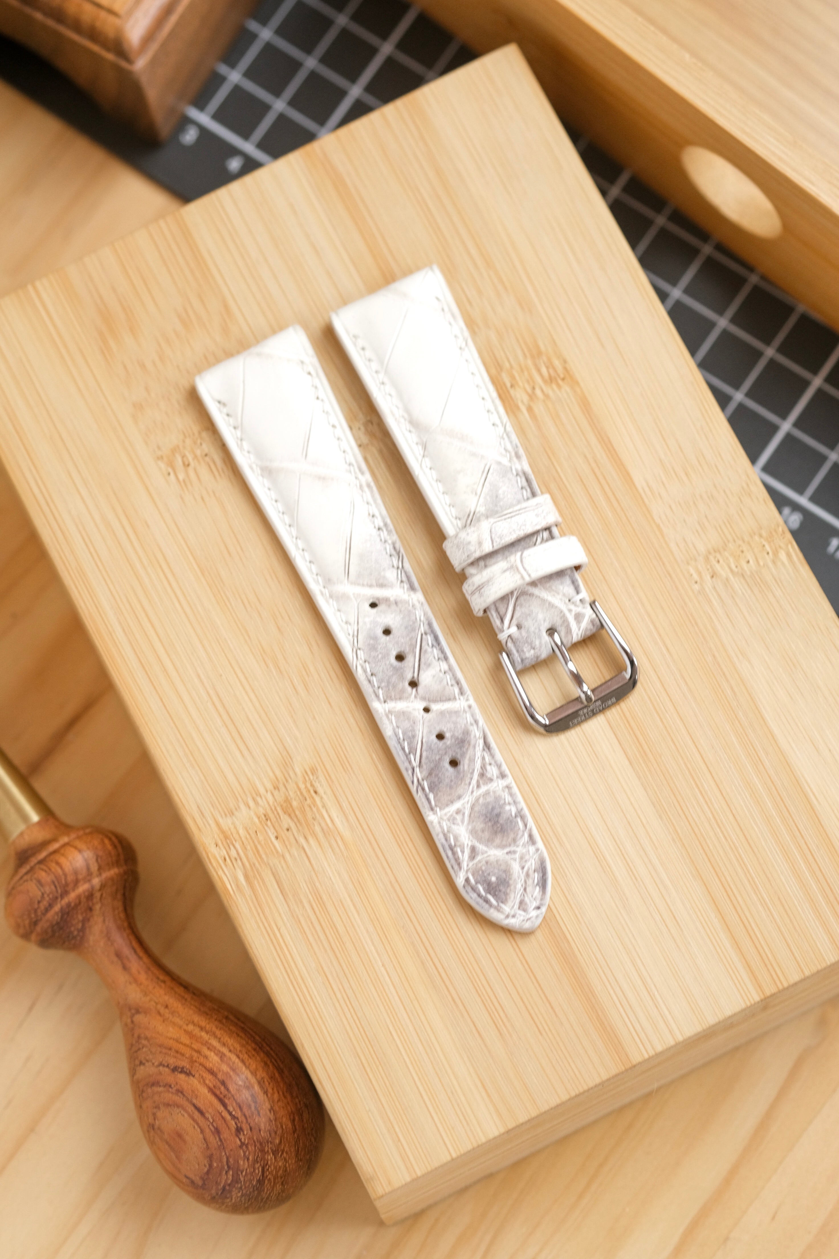 White Himalayan Crocodile Leather Strap