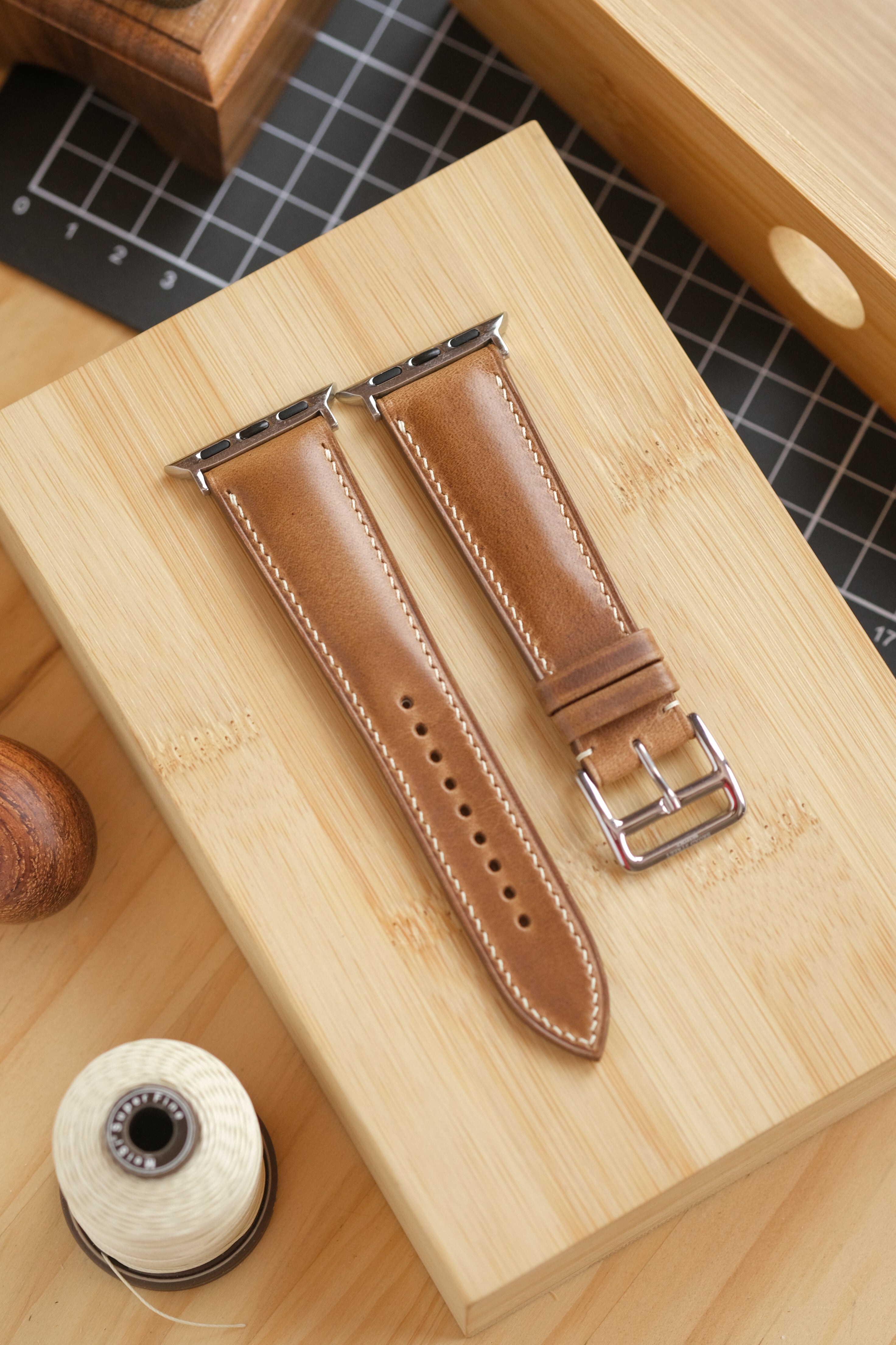 Natural Brown Chromexcel Cowhide Leather Apple Watch Strap
